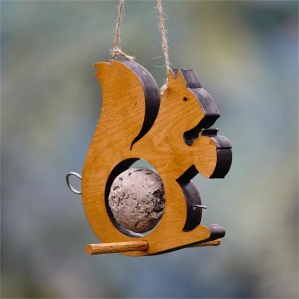 🐦Fruit bird feeder Ideal for garden💚(Handmade Eco-friendly backyard decor)