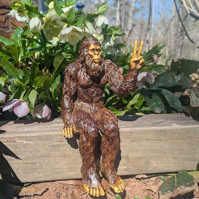 🔥LAST DAY 60% OFF✨Bigfoot Peace Sign Sasquatch Yeti Statue