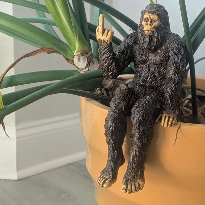 🔥LAST DAY 60% OFF✨Bigfoot Peace Sign Sasquatch Yeti Statue