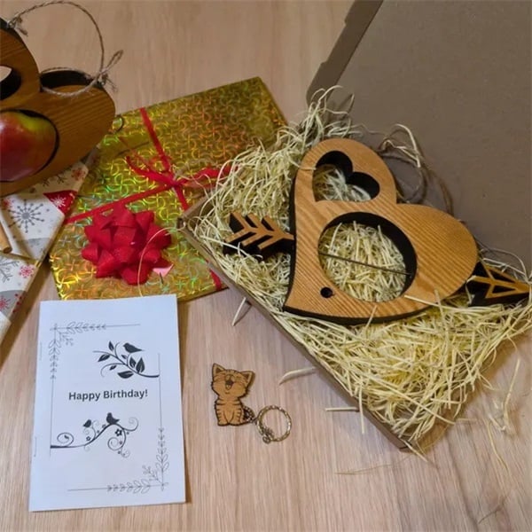 🐦Fruit bird feeder Ideal for garden💚(Handmade Eco-friendly backyard decor)