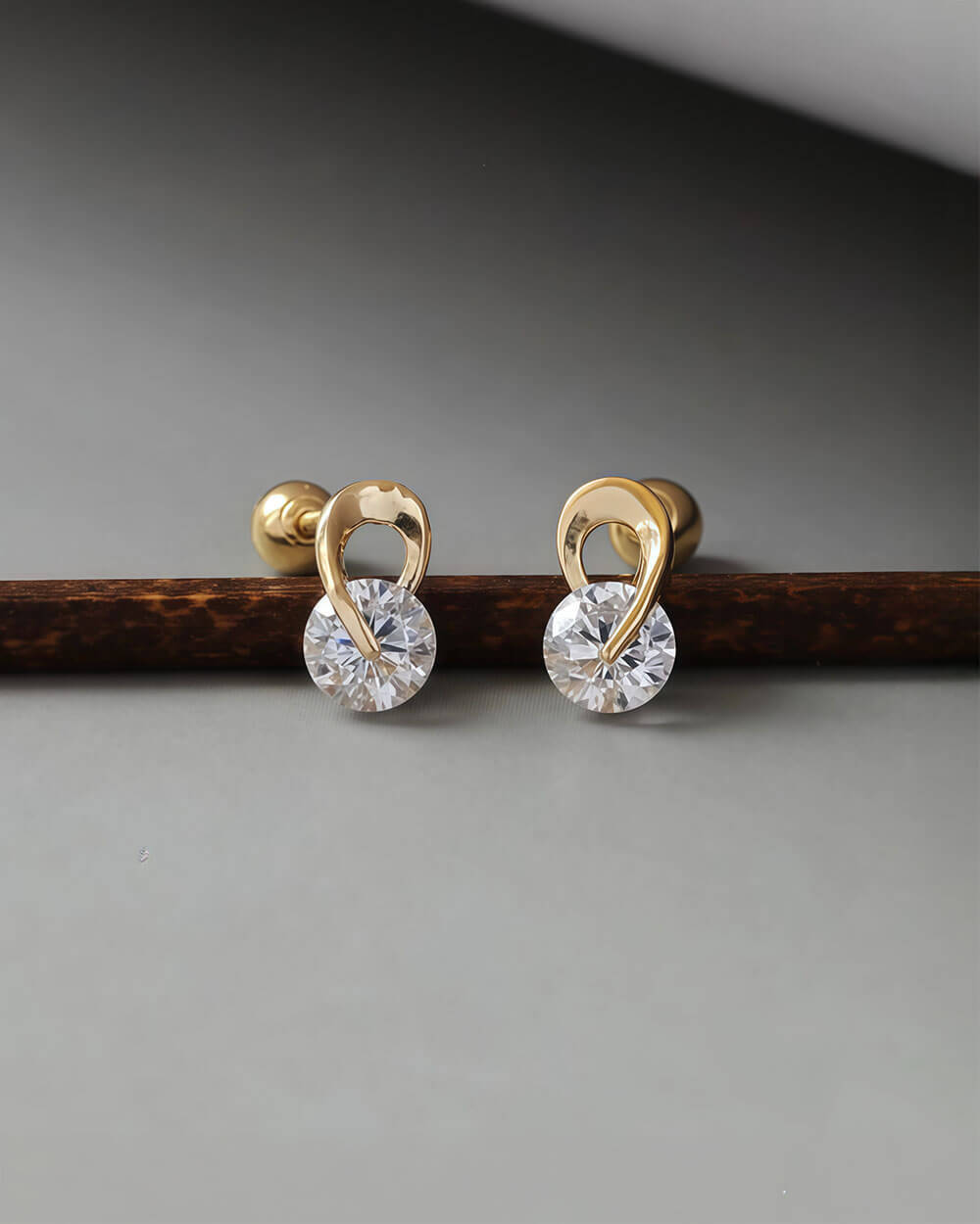 Fortune Orbit – Rotating Diamond Stud Earrings