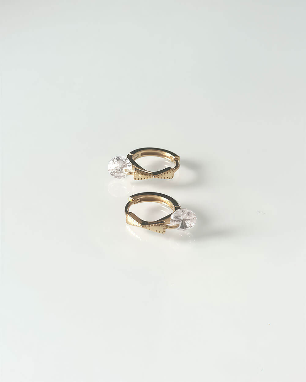 Velia Bow – Bow Diamond Hoop Earrings