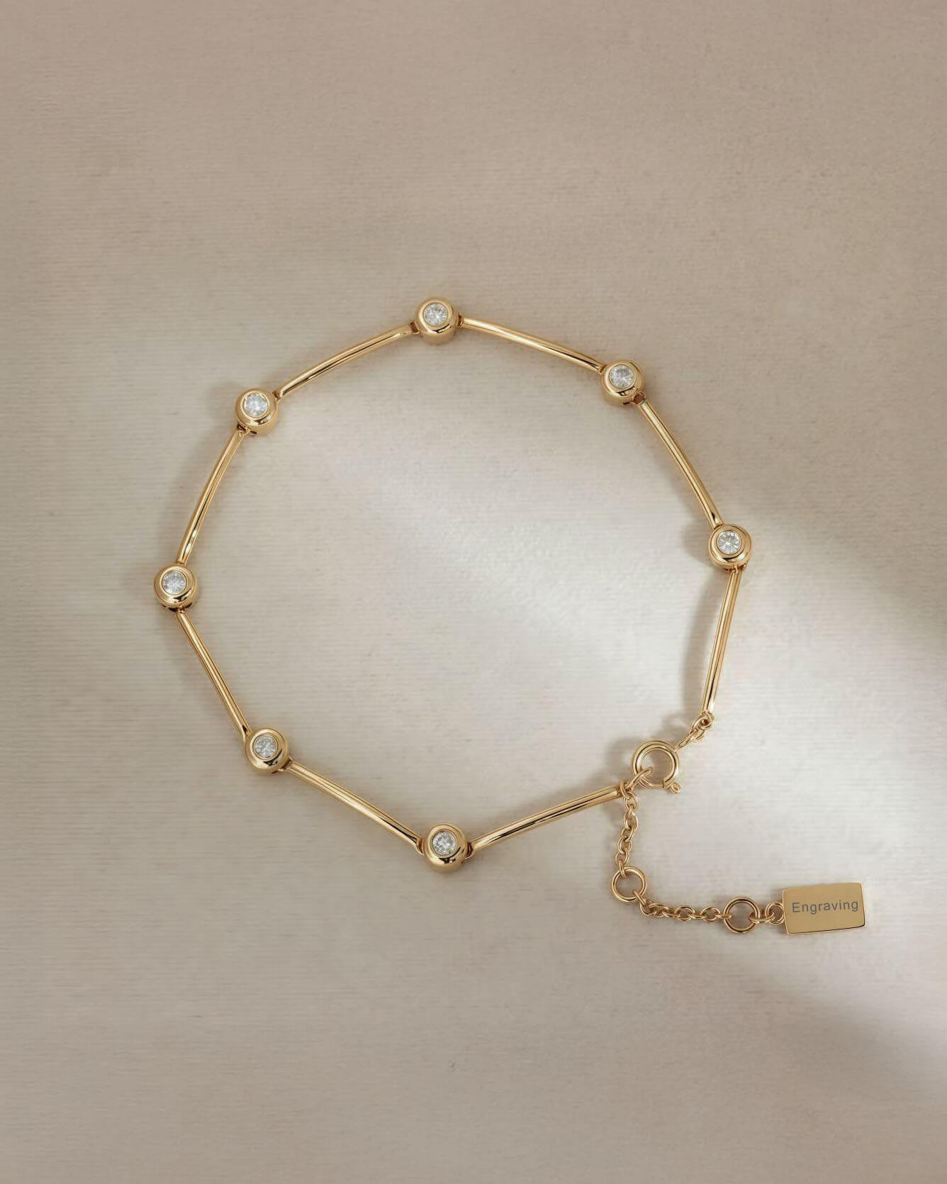 Sol Link – Bezel Diamond Bracelet