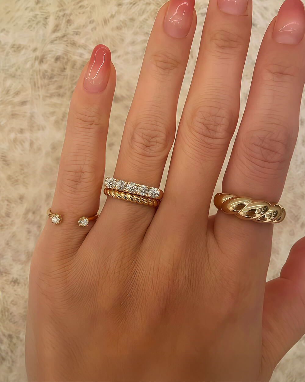 Oria Bloom – Octagon Open Diamond Band Ring