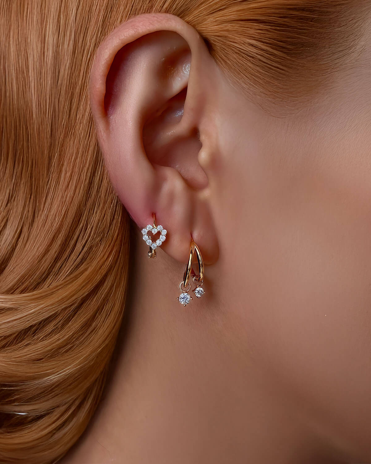 Amour Loop – Hoop Heart Earrings