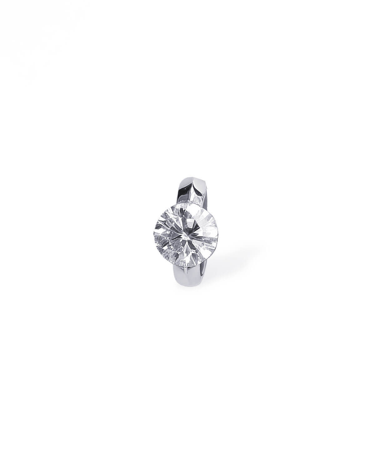 Ridge Glow – Round Diamond Huggie Earrings