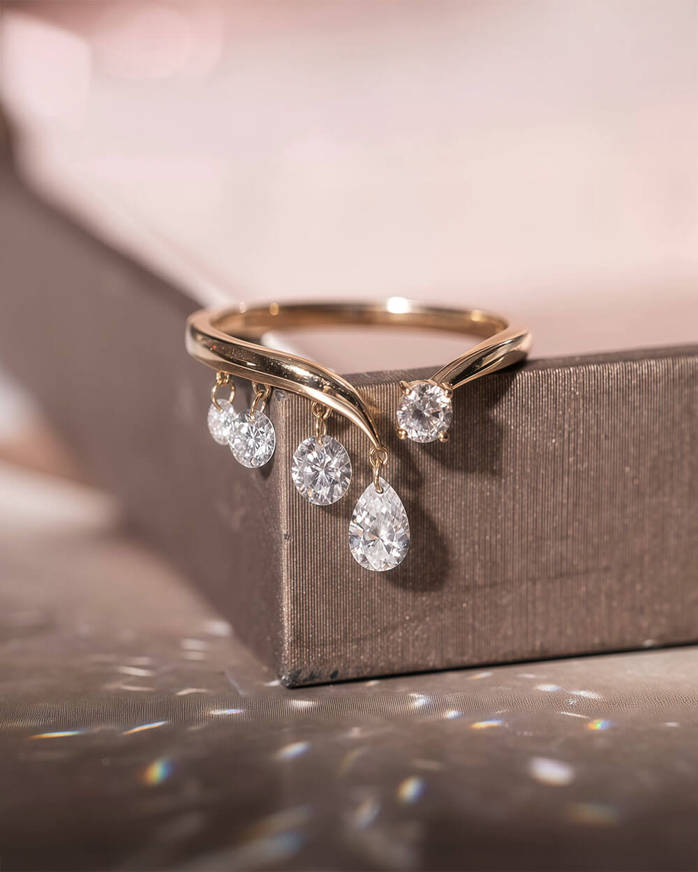 Liora Drift – Open Pear & Round Diamond Ring