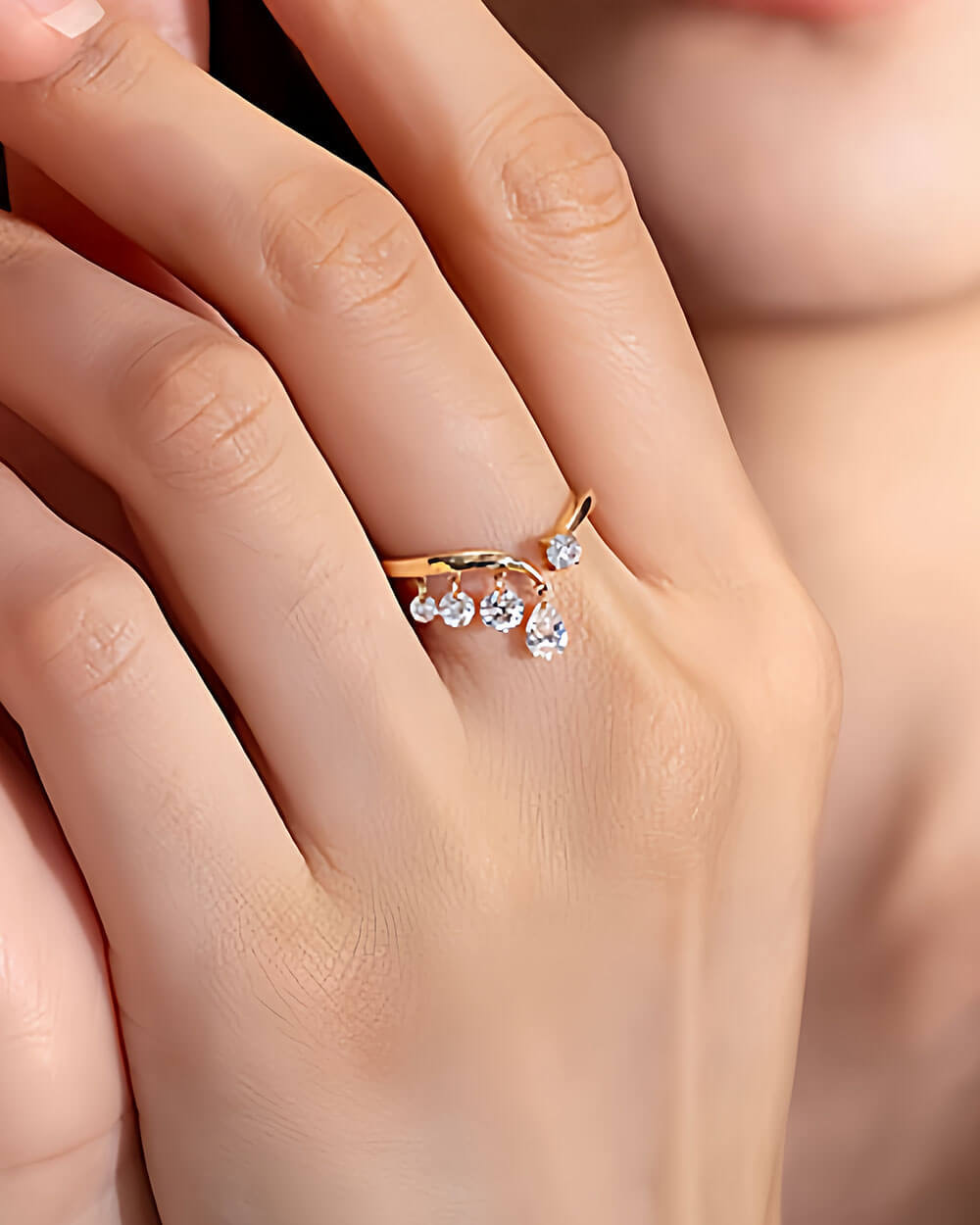 Liora Drift – Open Pear & Round Diamond Ring