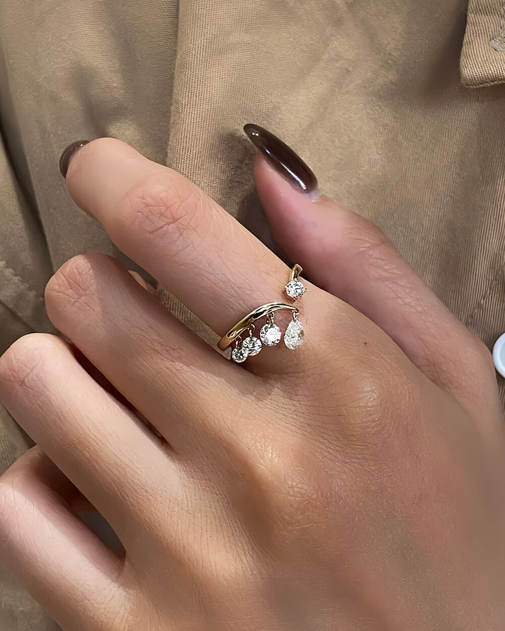 Liora Drift – Open Pear & Round Diamond Ring