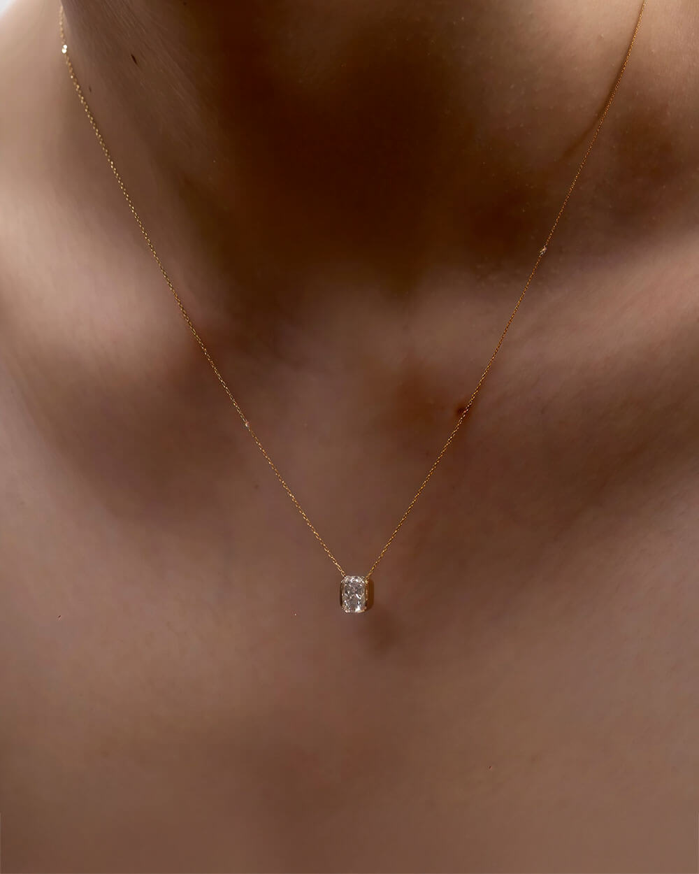 Aurea Prism – Radiant Diamond Pendant Necklace