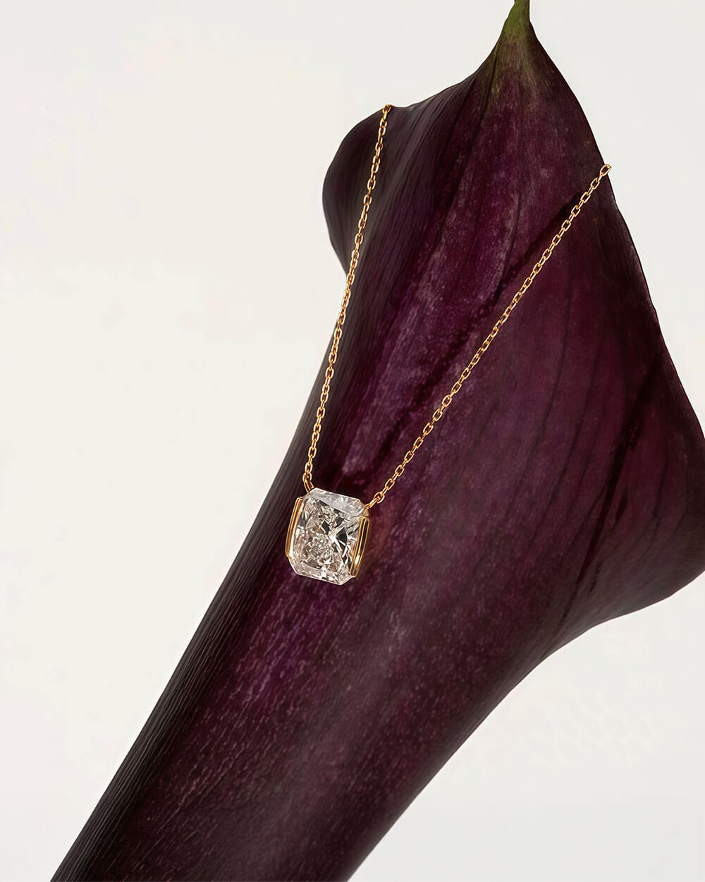 Aurea Prism – Radiant Diamond Pendant Necklace