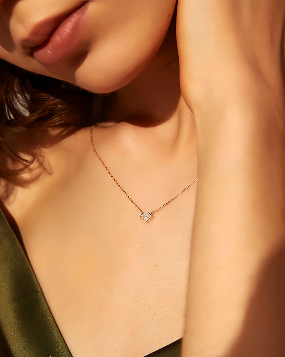 Aurex Frame – Princess Cut Solitaire Diamond Necklace