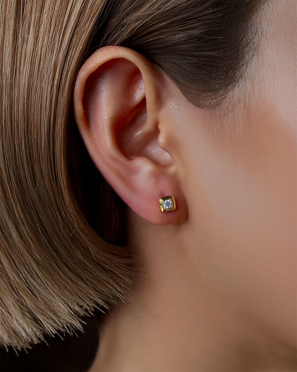 Aurora Square - Single Diamond Stud Earrings