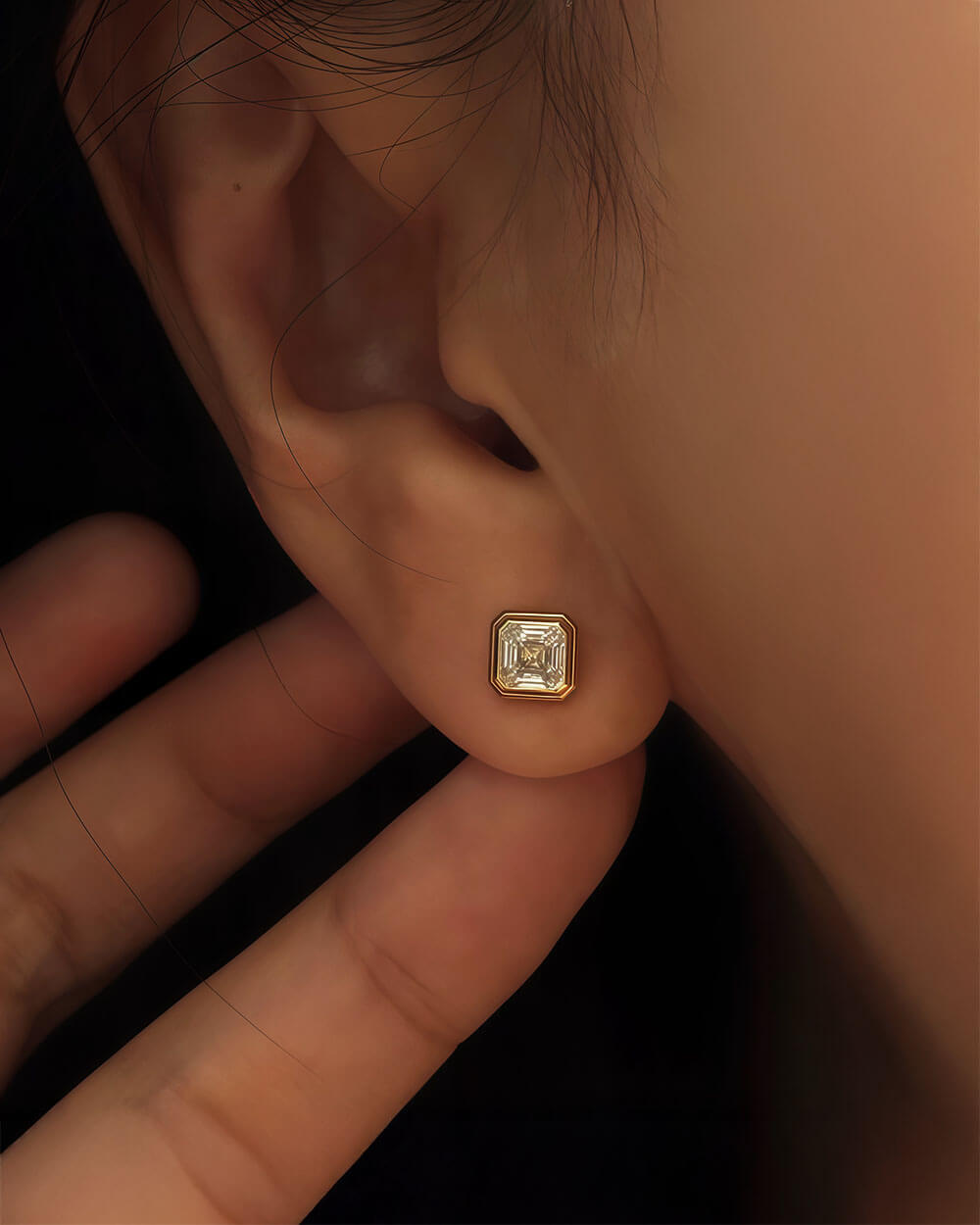 Clear Edge – Asscher Cut Diamond Stud Earrings