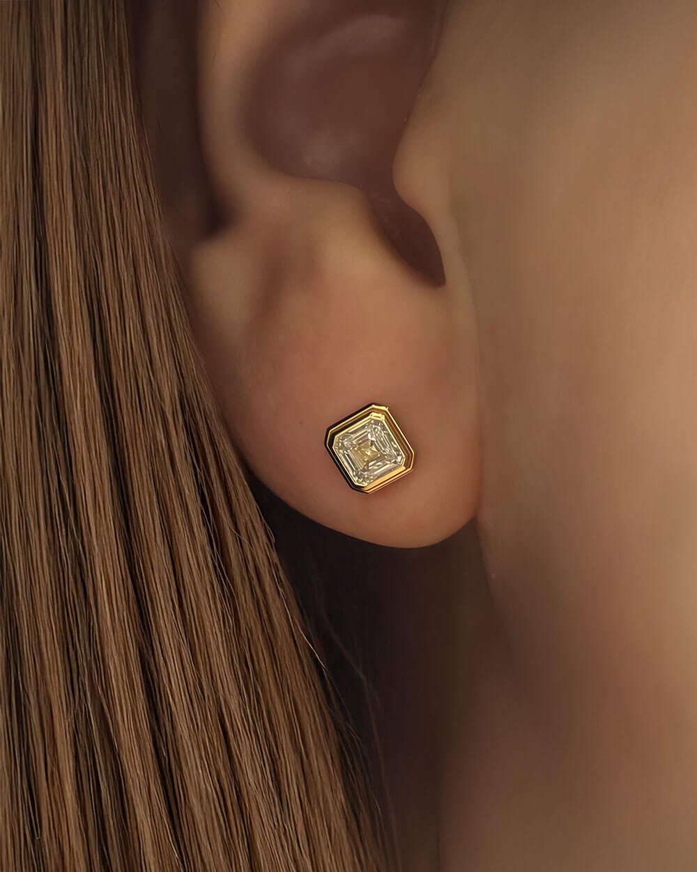 Clear Edge – Asscher Cut Diamond Stud Earrings
