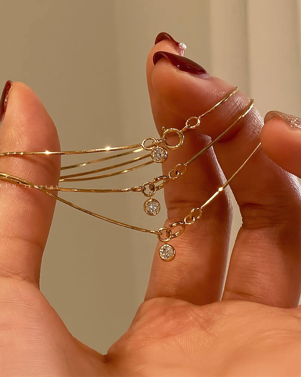 Serein Line – Bezel Diamond Snake Chain Bracelet