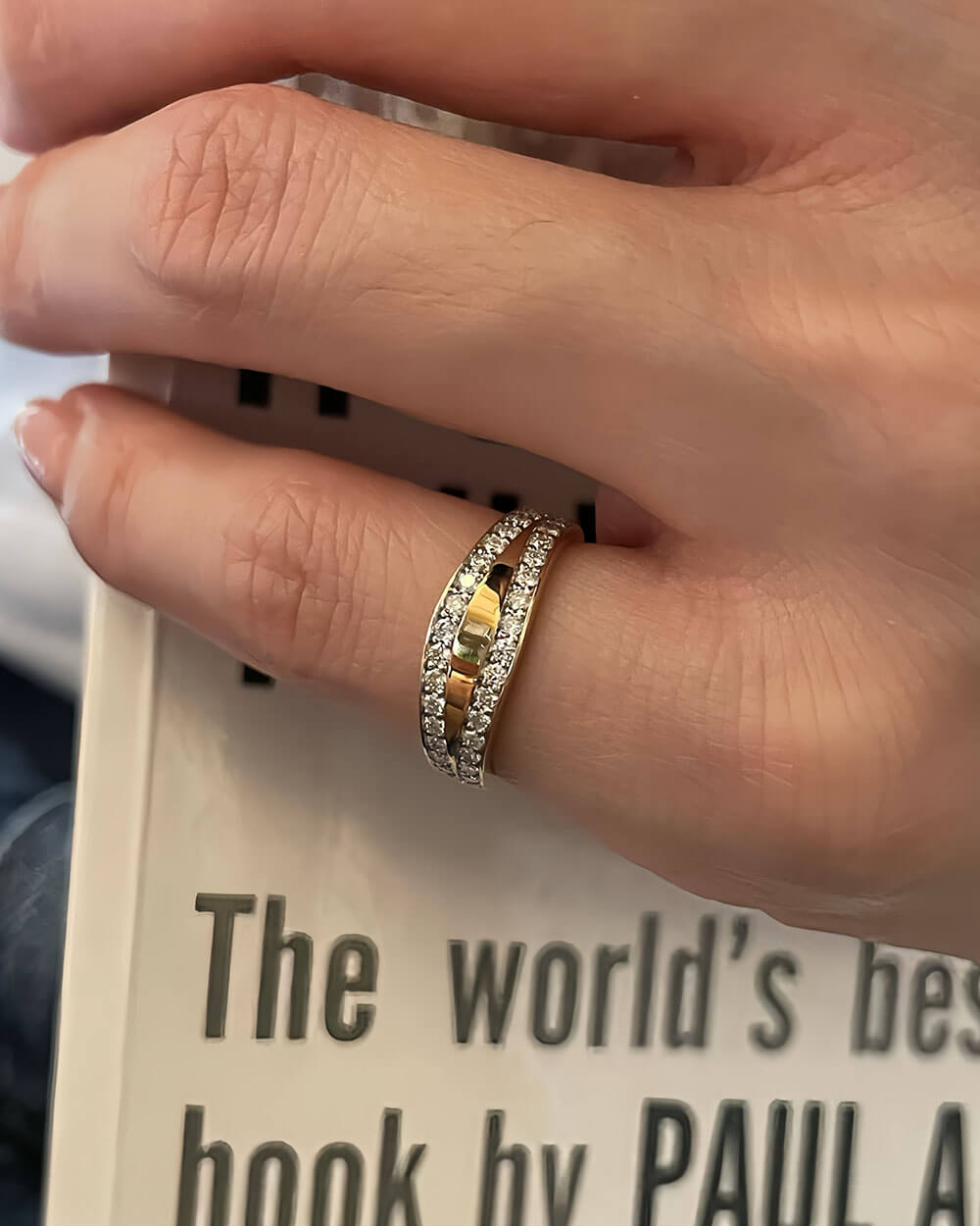 Halo Tail – Double Row Diamond Band Ring