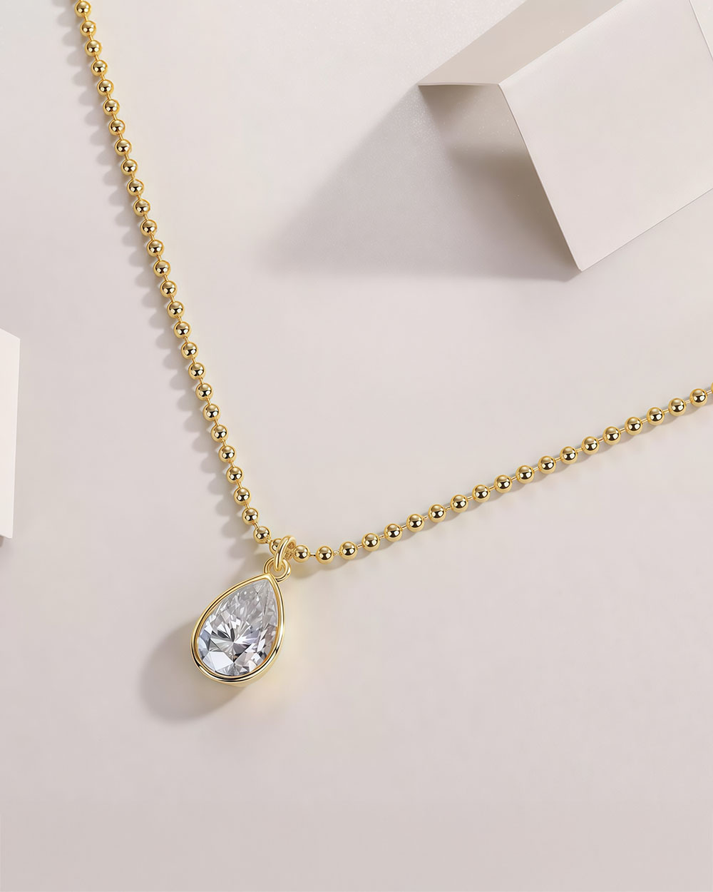 Serene Note – Lab Solitaire Diamond Beaded Necklace