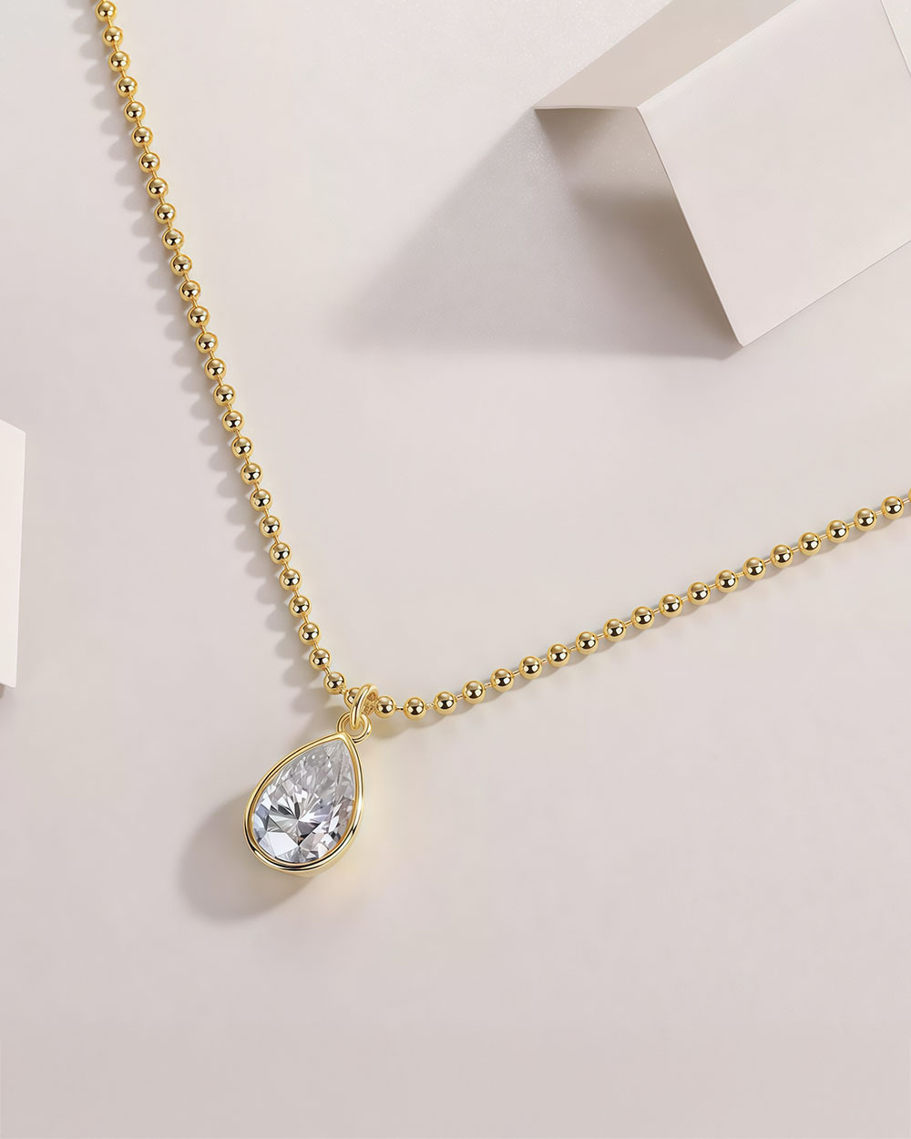 Serene Note – Lab Solitaire Diamond Beaded Necklace