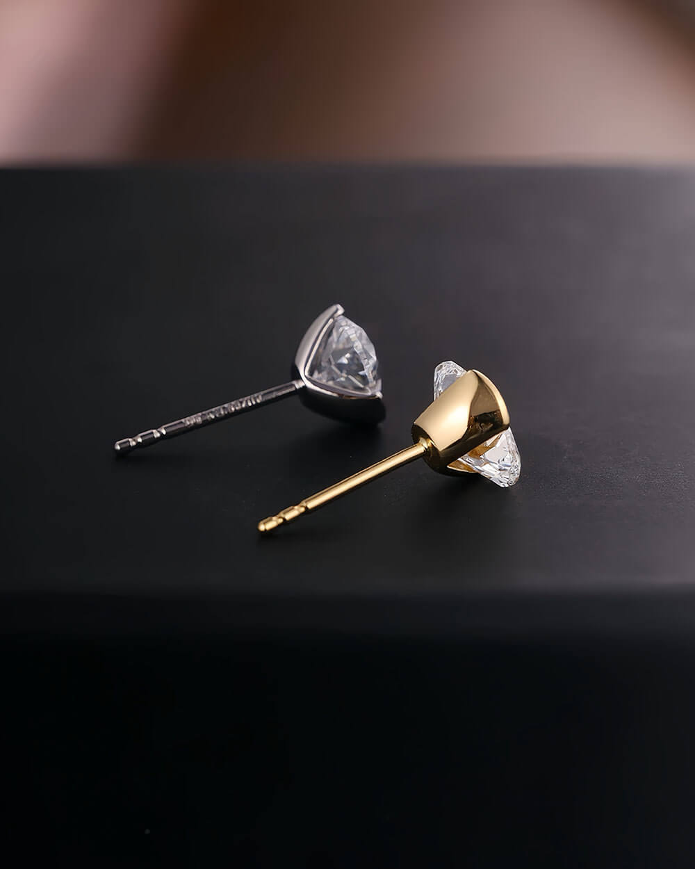 Aurelia Oval – Half Bezel Lab Diamond Studs