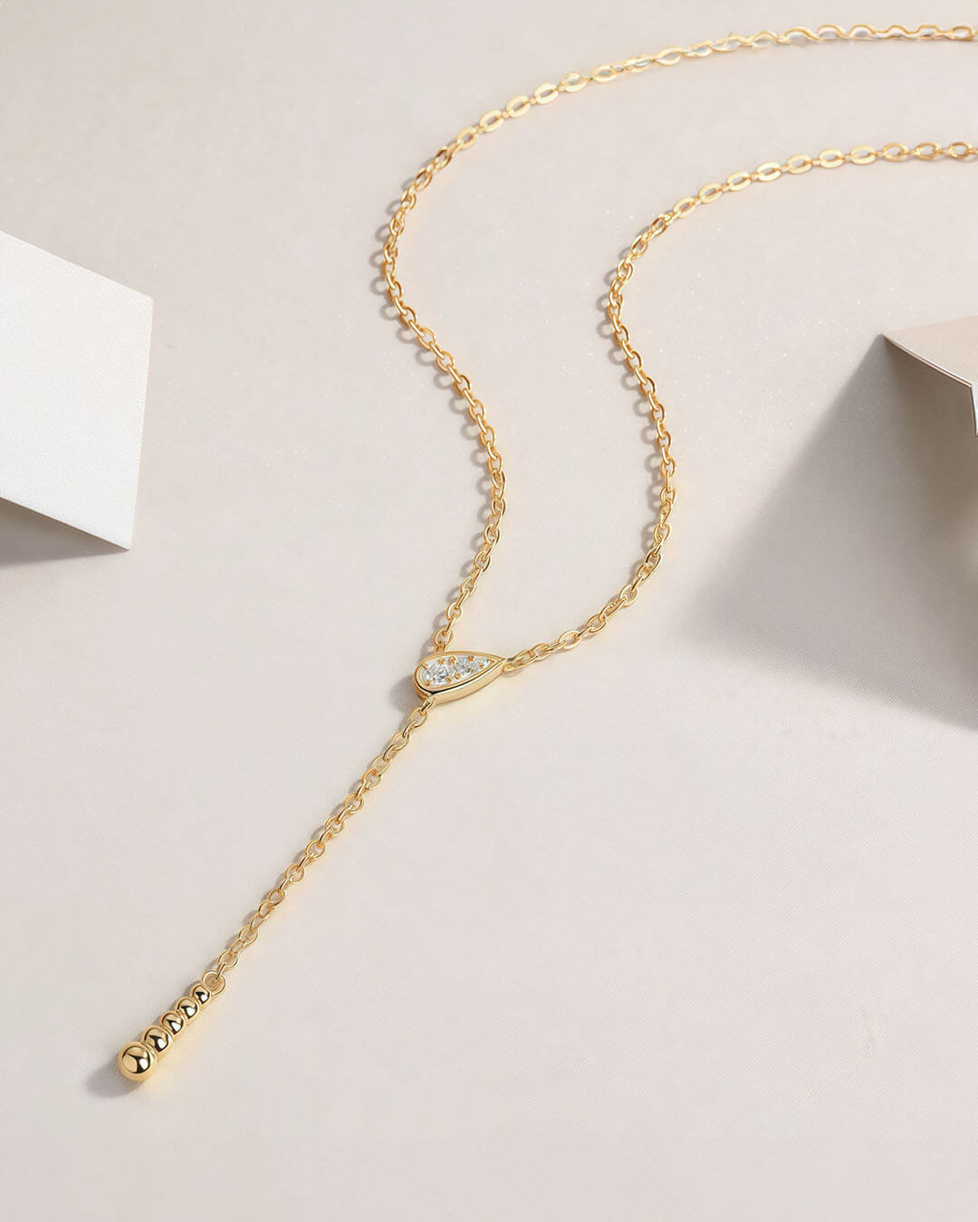 14k Gold Teardrop Moissanite Necklace-Opreshyne