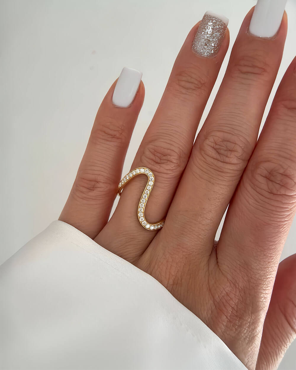Serra Flow – Diamond Fine Waves Ring