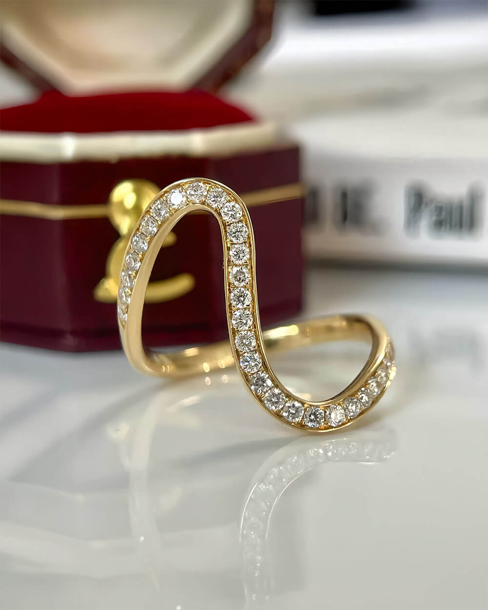 Serra Flow – Diamond Fine Waves Ring