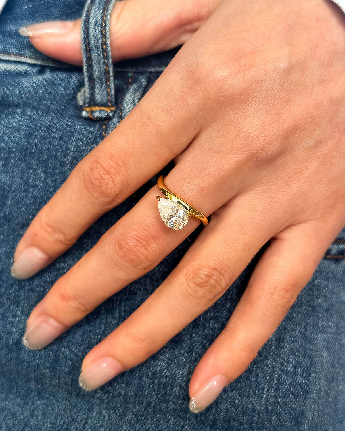 Ocean Whisper – Pear Shaped Wave Ring