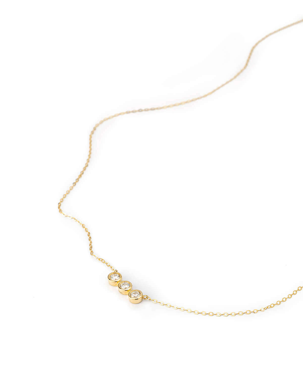 Celine Trio – Minimalist Three Diamond Necklace