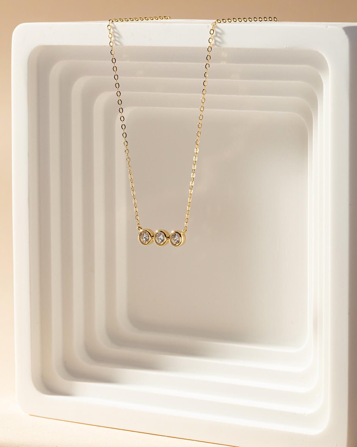 Celine Trio – Minimalist Three Diamond Necklace