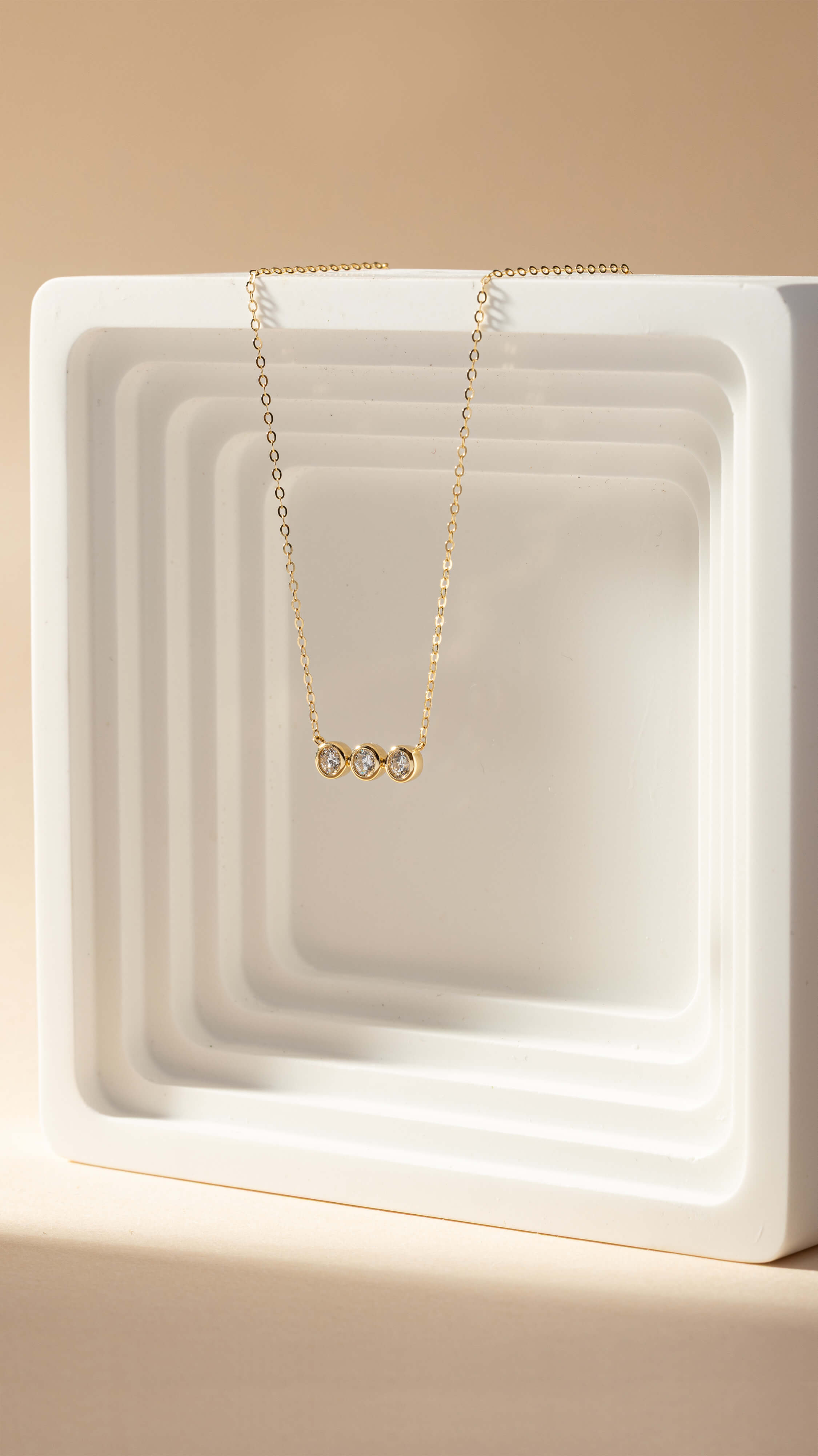 Celine Trio – Minimalist Three Diamond Necklace