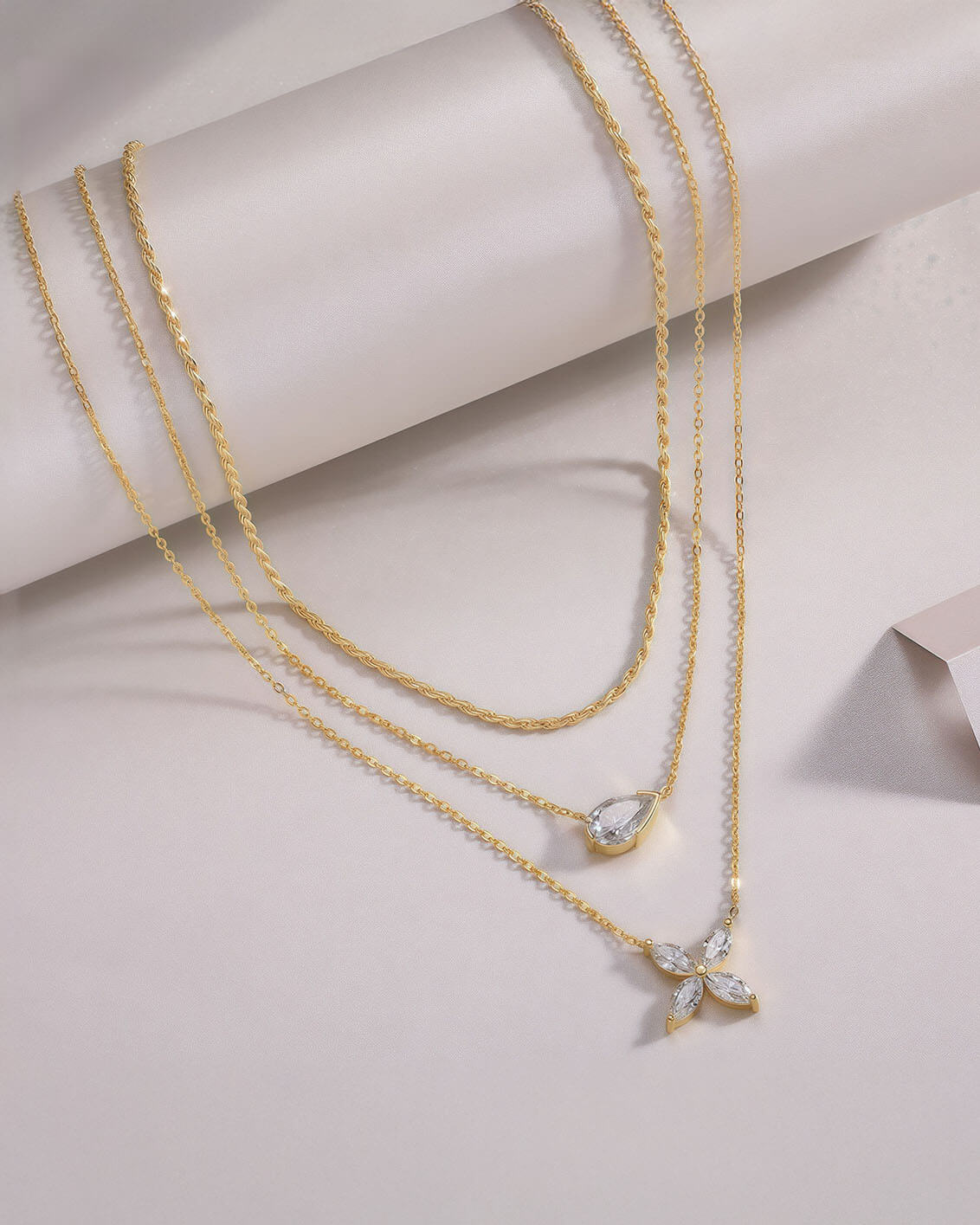 5ct Moissanite Pendant Necklace with Triple-Layer Gold Chain-Opreshyne