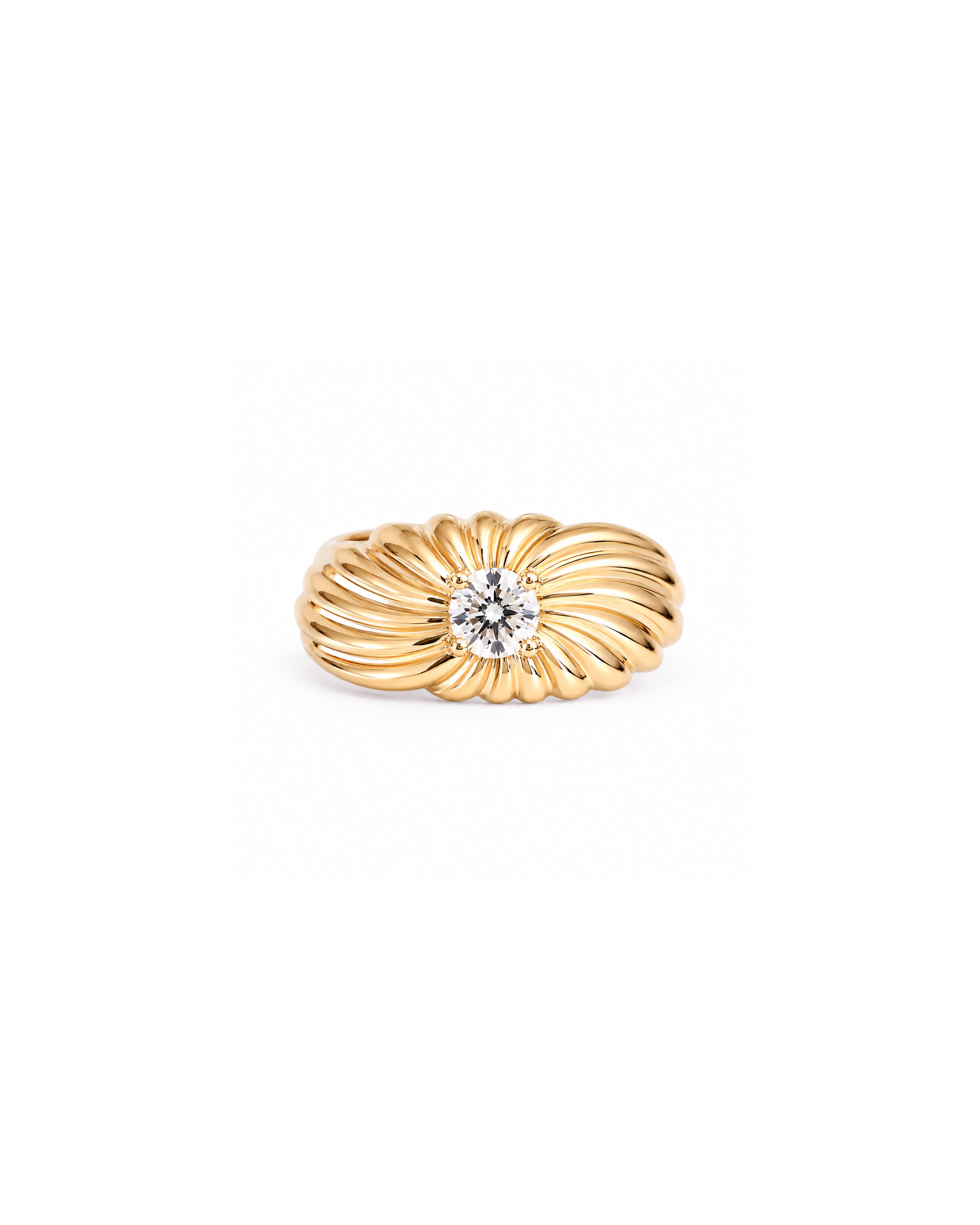 Solenne Fluted Round Diamond Ring