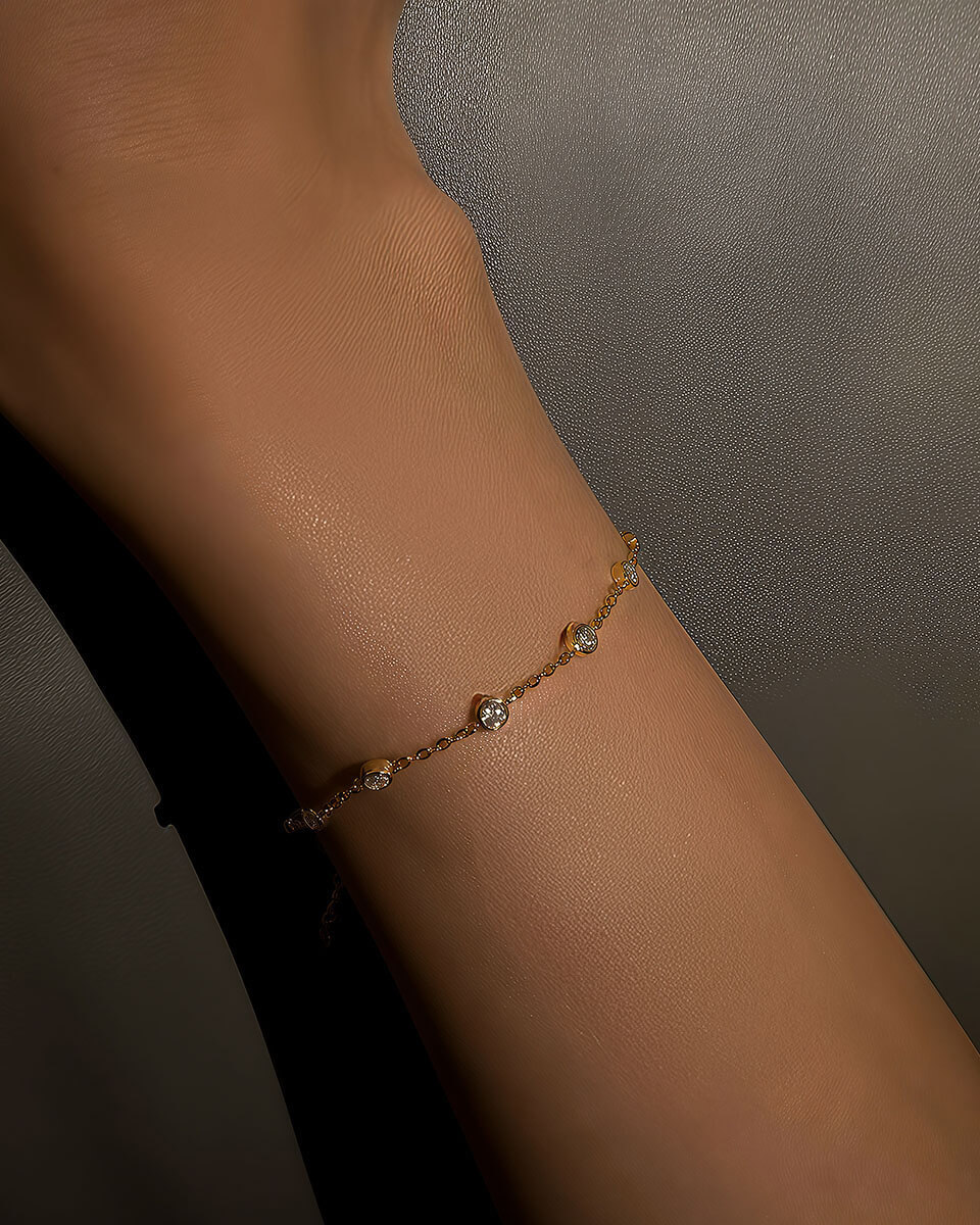 Dainty Diamond Gold Bracelet with Moissanite Accents-Opreshyne