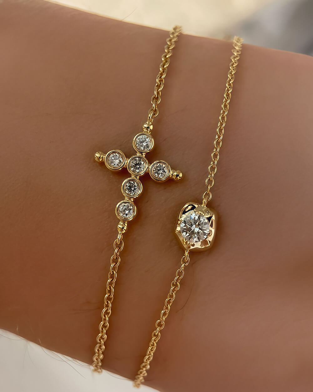 Sol Bean – Petite Bezel Diamond Bracelet