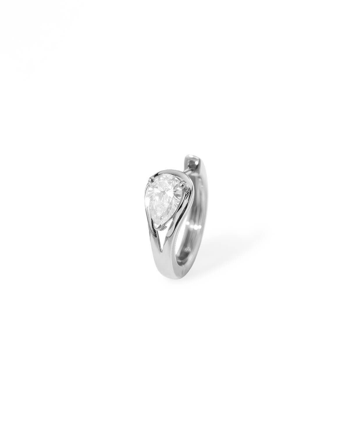 Vela Arc – Pear Diamond Hoop Earrings