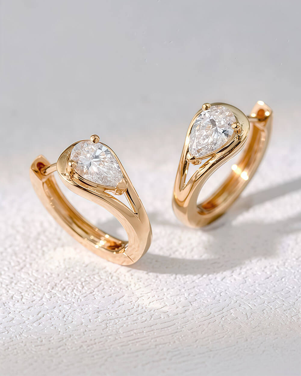 Vela Arc – Pear Diamond Hoop Earrings