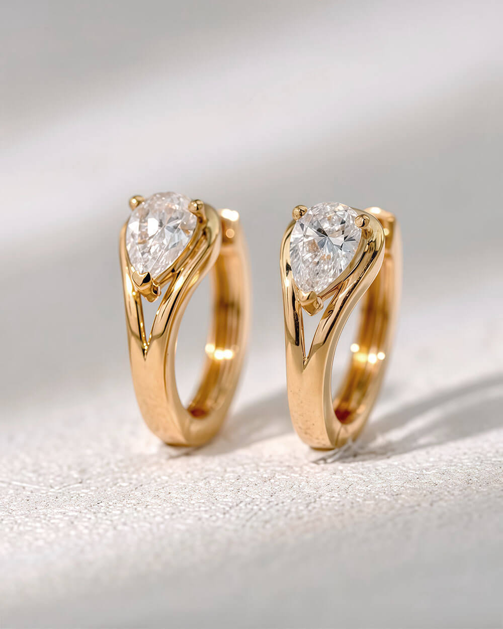 Vela Arc – Pear Diamond Hoop Earrings