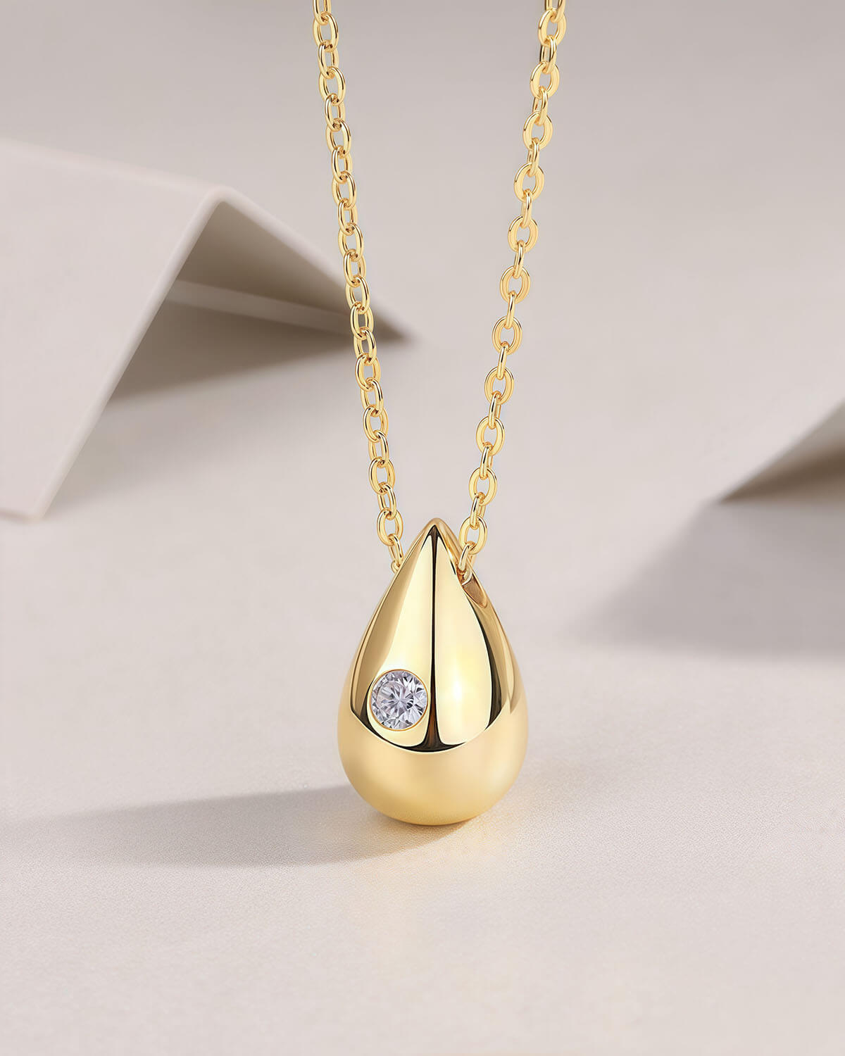 Diamond Pendant Necklace Gold – Waterdrop Moissanite Design-Opreshyne
