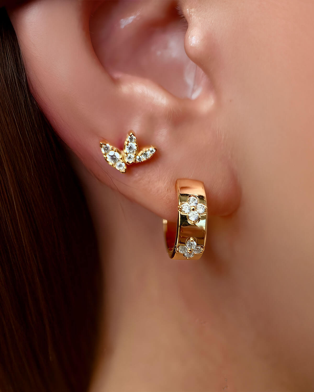 Twice Lucky – Double Clover Hoop Earrings