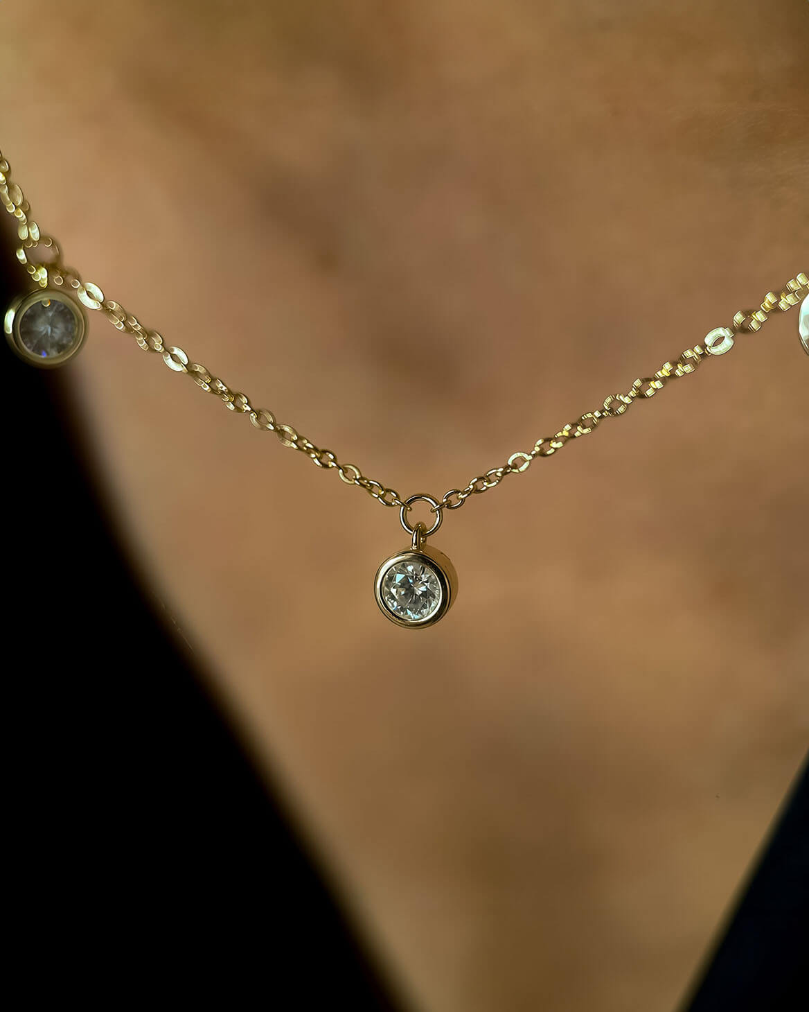 Double-Layer Moissanite Necklace with Floating Gems-Opreshyne