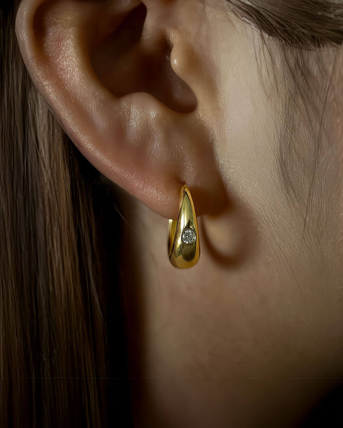 Elegant 14K Gold Hoop Earrings with Moissanite Accent-Opreshyne