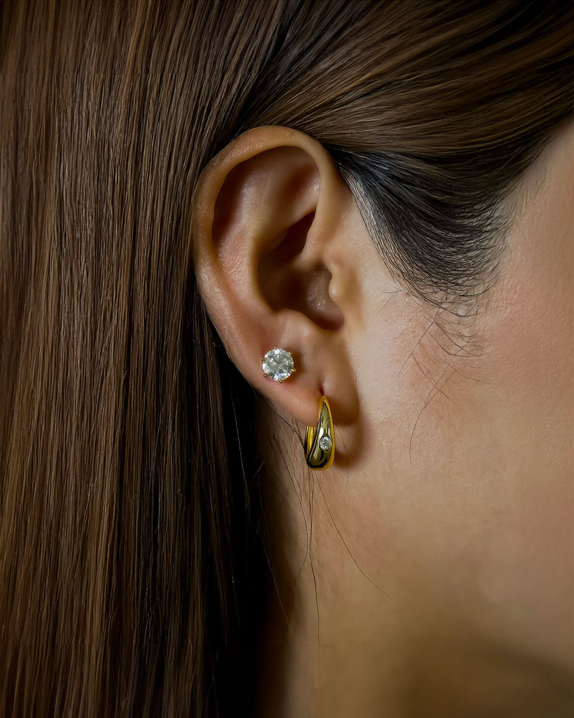 Classic Gold Diamond Stud Earrings with Moissanite-Opreshyne