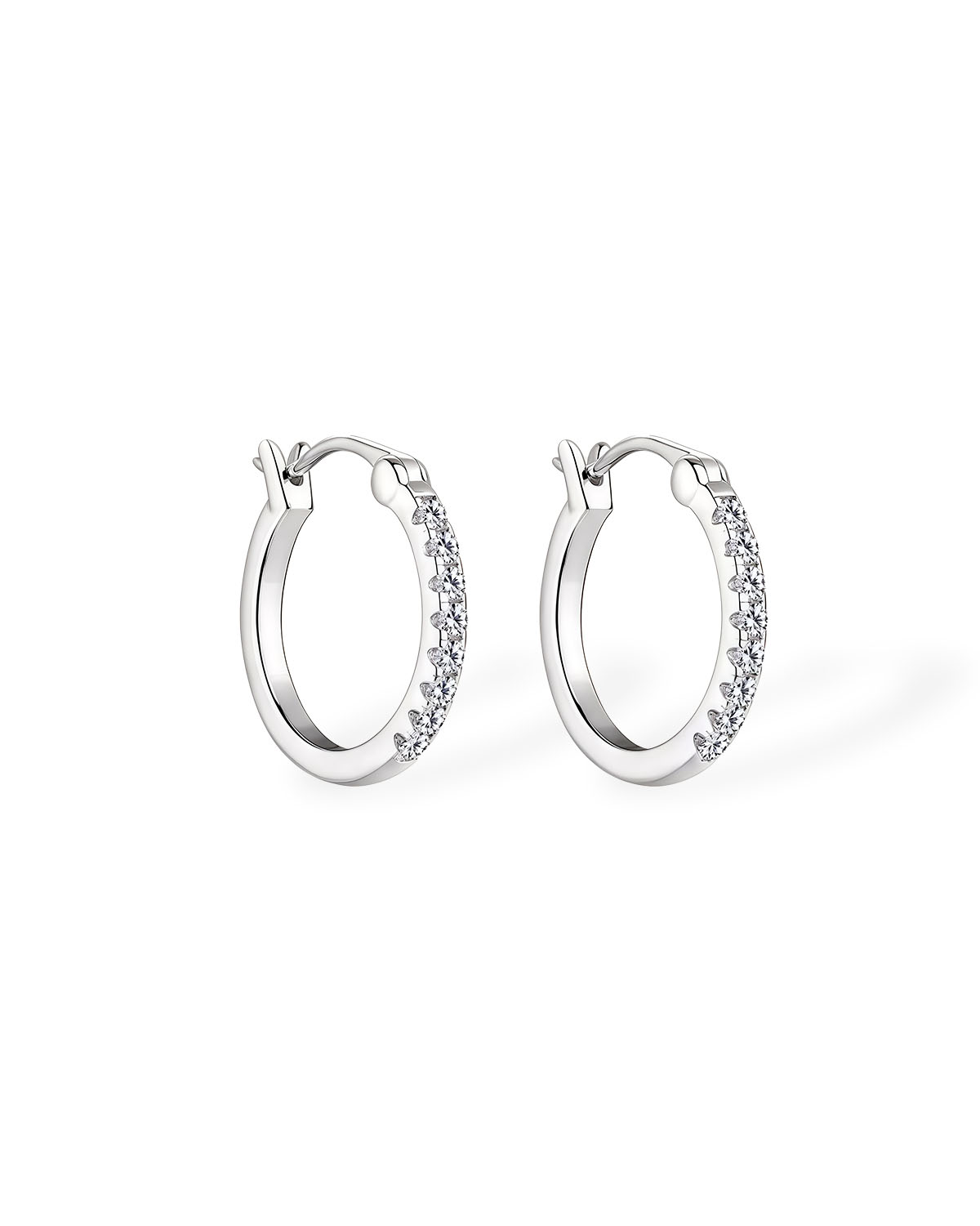Elena Brim – Minimalist Moissanite Design