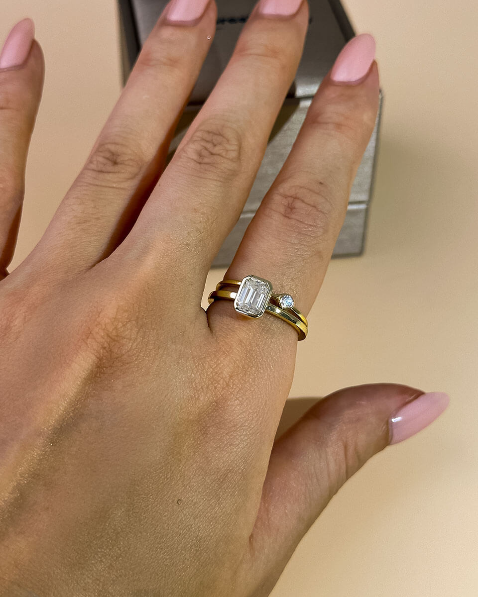 Emerald Cut Diamond Ring – Timeless Elegance for Daily Wear-Opreshyne