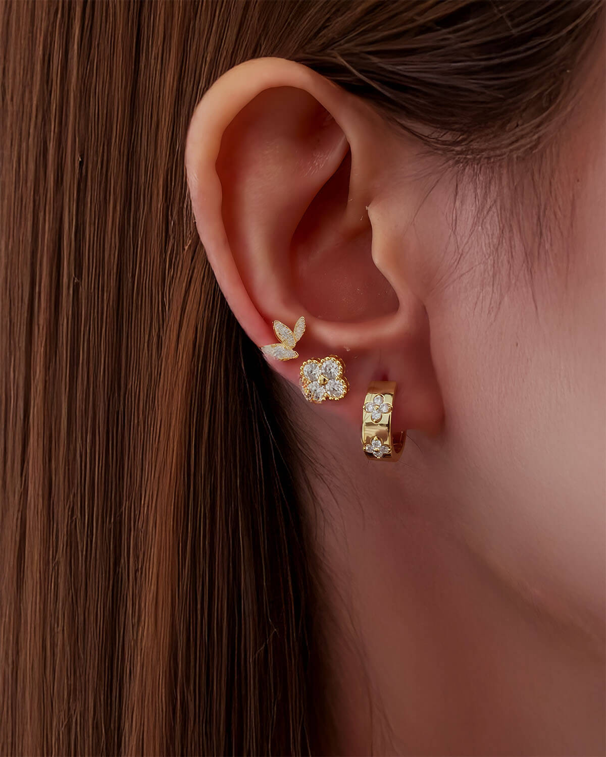Twice Lucky – Double Clover Hoop Earrings