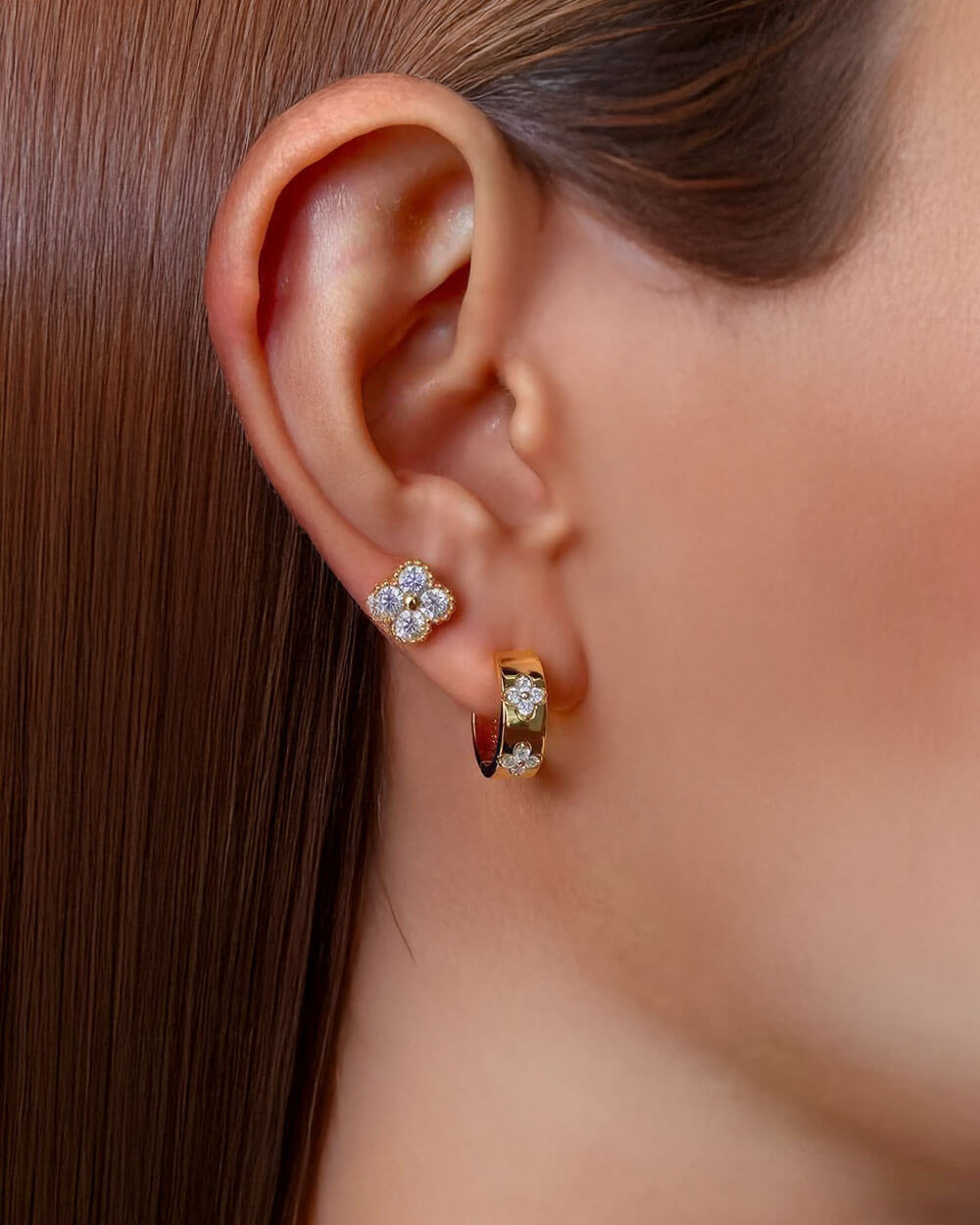 Twice Lucky – Double Clover Hoop Earrings