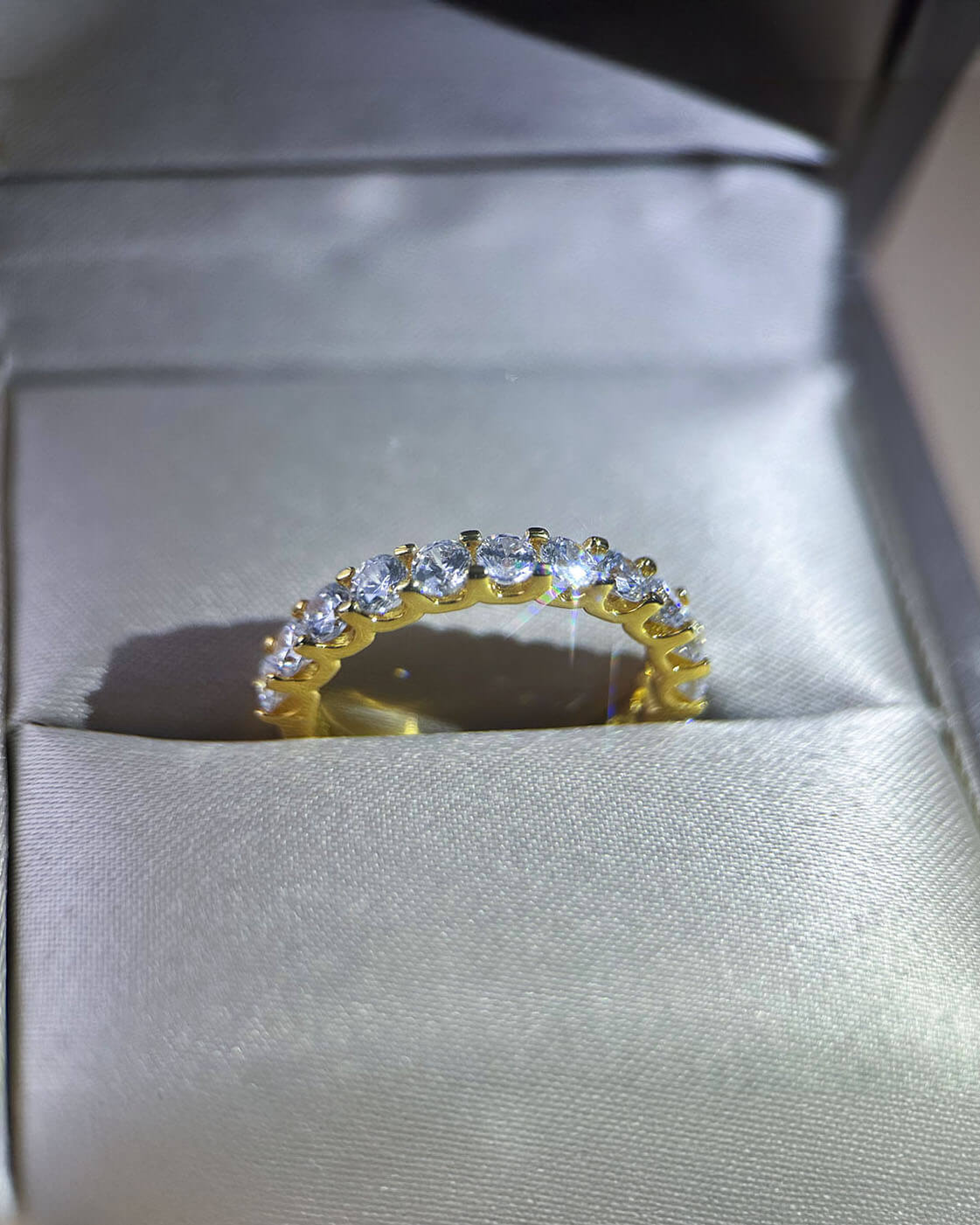 Gold Full Moissanite Diamond Ring-Opreshyne