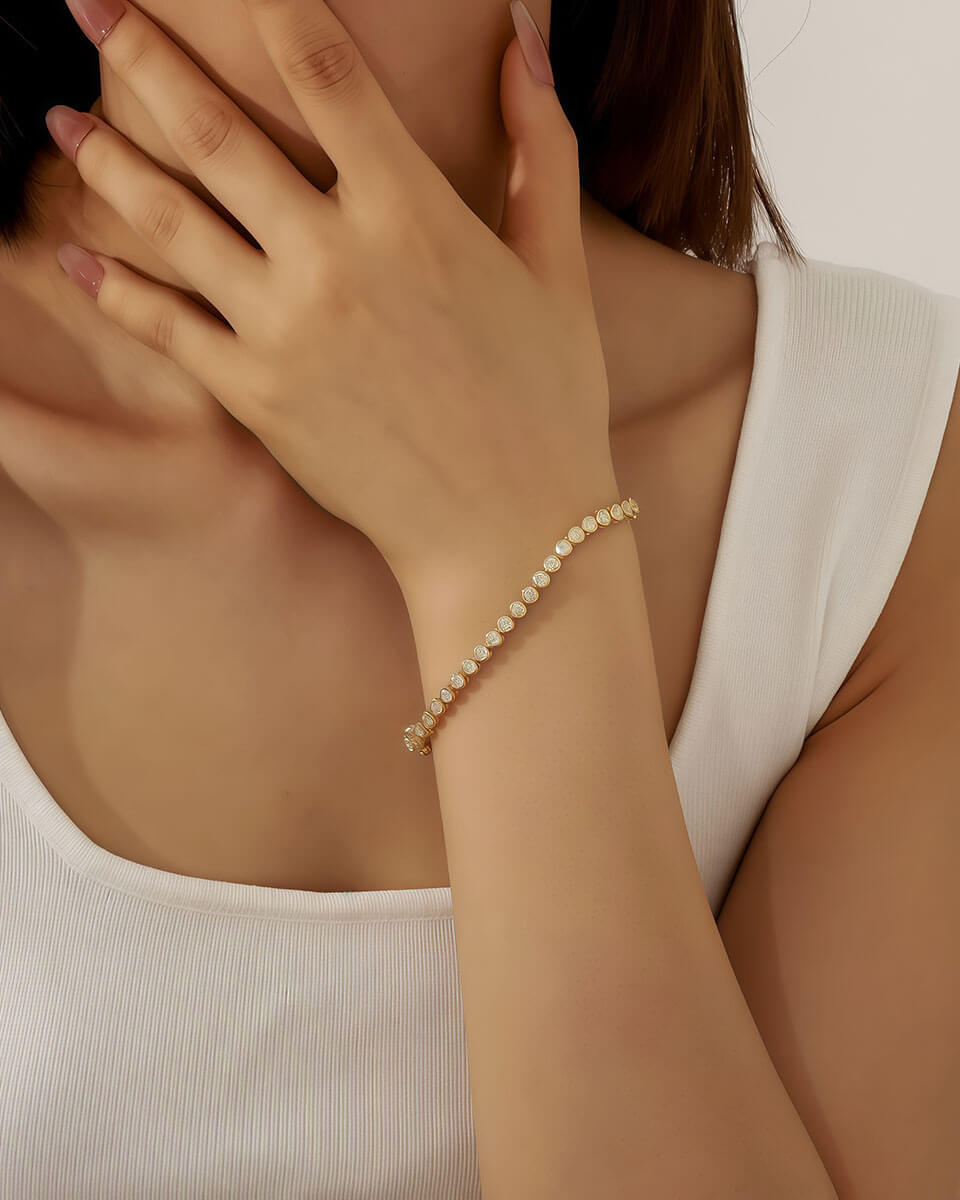 Heart-Shaped Moissanite Tennis Bracelet 3mm-Opreshyne