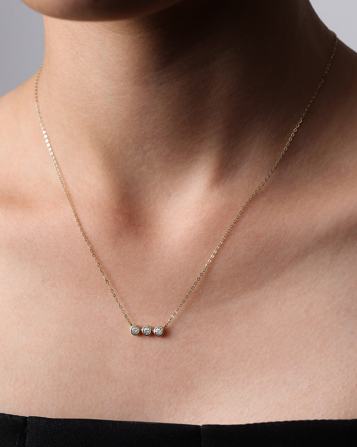 Celine Trio – Minimalist Three Diamond Necklace